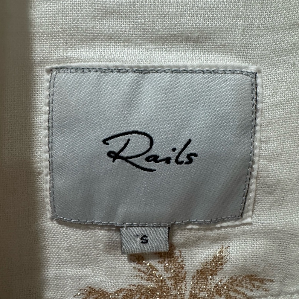 Charli Palm Trees Linen Blend Shirt by Rails | Nordstrom| Vacation| Resortwear - Picture 4 of 6